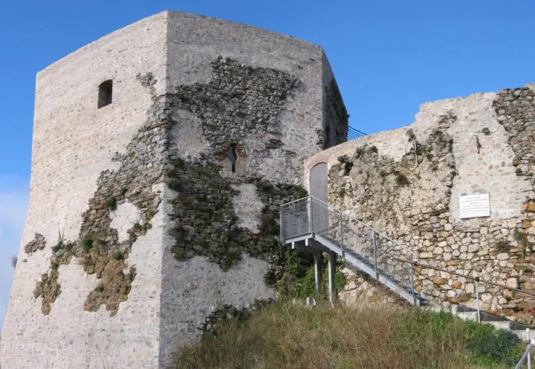 Castello Aghinolfi 8