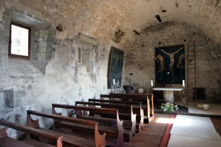 Castello dell'Aquila 12