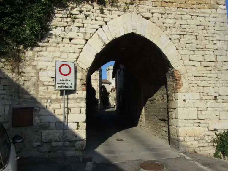 Castello di Calenzano Alto 2