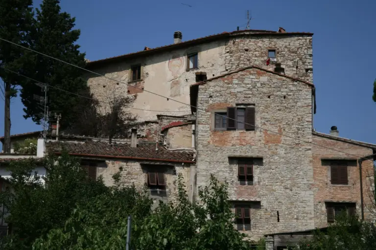 Castello di Calenzano Alto 9