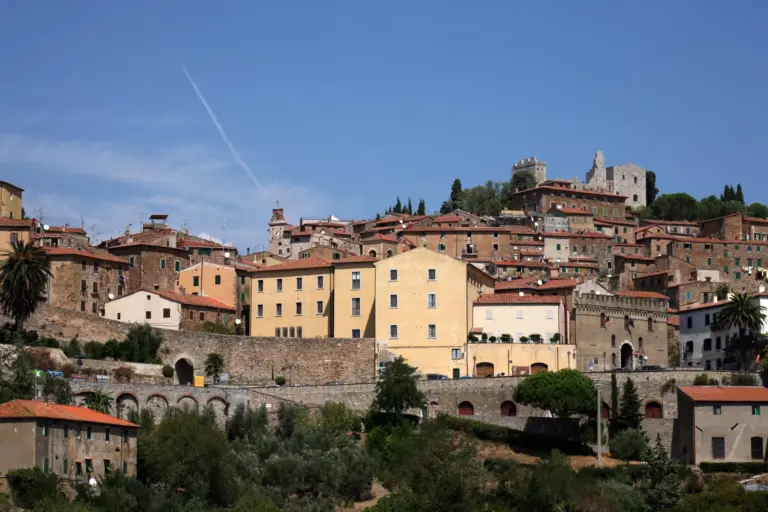 Rocca di Campiglia Marittima 2