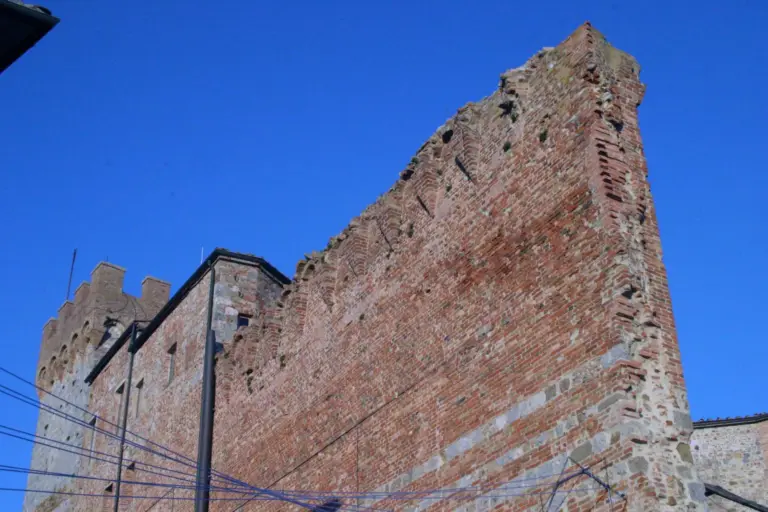 Rocca di Casole d'Elsa 4