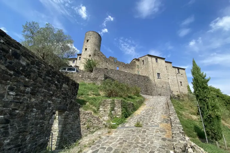 Castello e Borgo di Castevoli 7