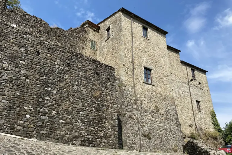 Castello e Borgo di Castevoli 8