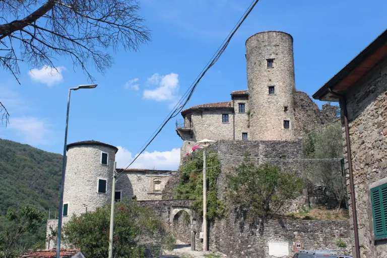 Castello e Borgo di Castevoli 17