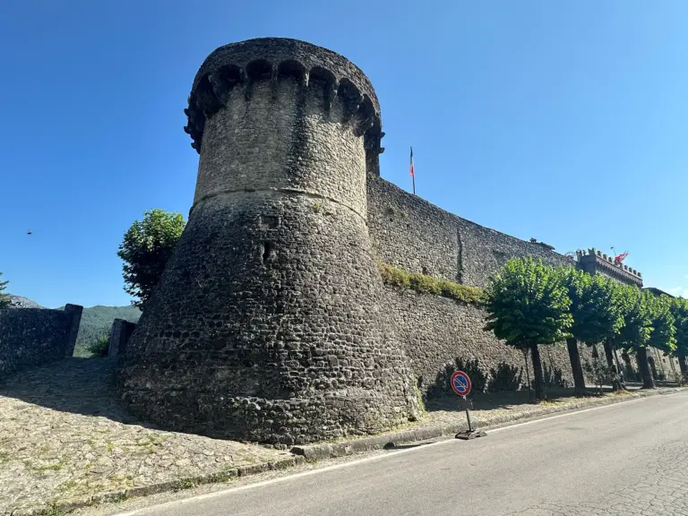 Rocca e Mura di Castiglione di Garfagnana 2