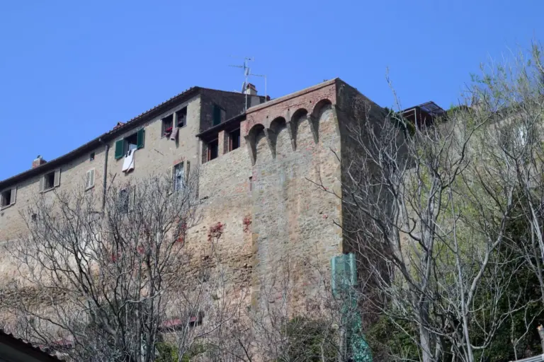 Castello e Mura di Castiglione della Pescaia 3