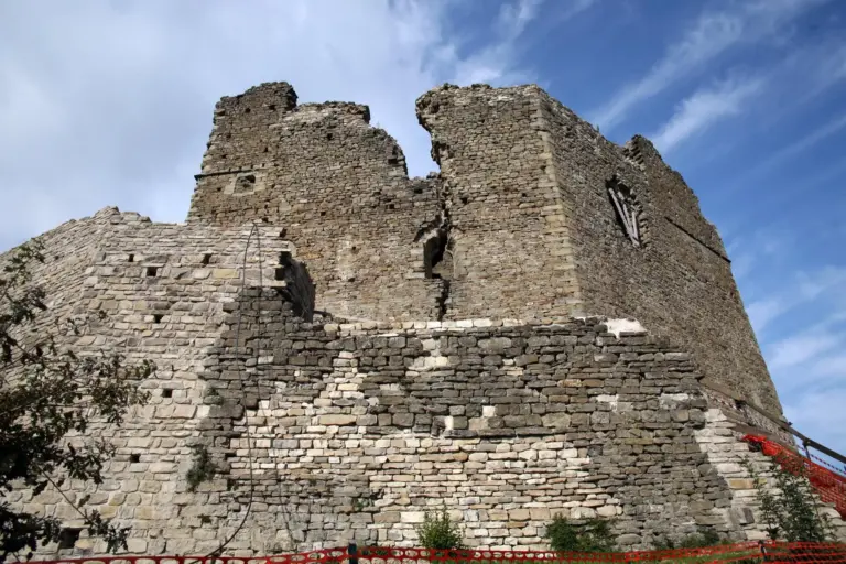 Rocca Cerbaia 13