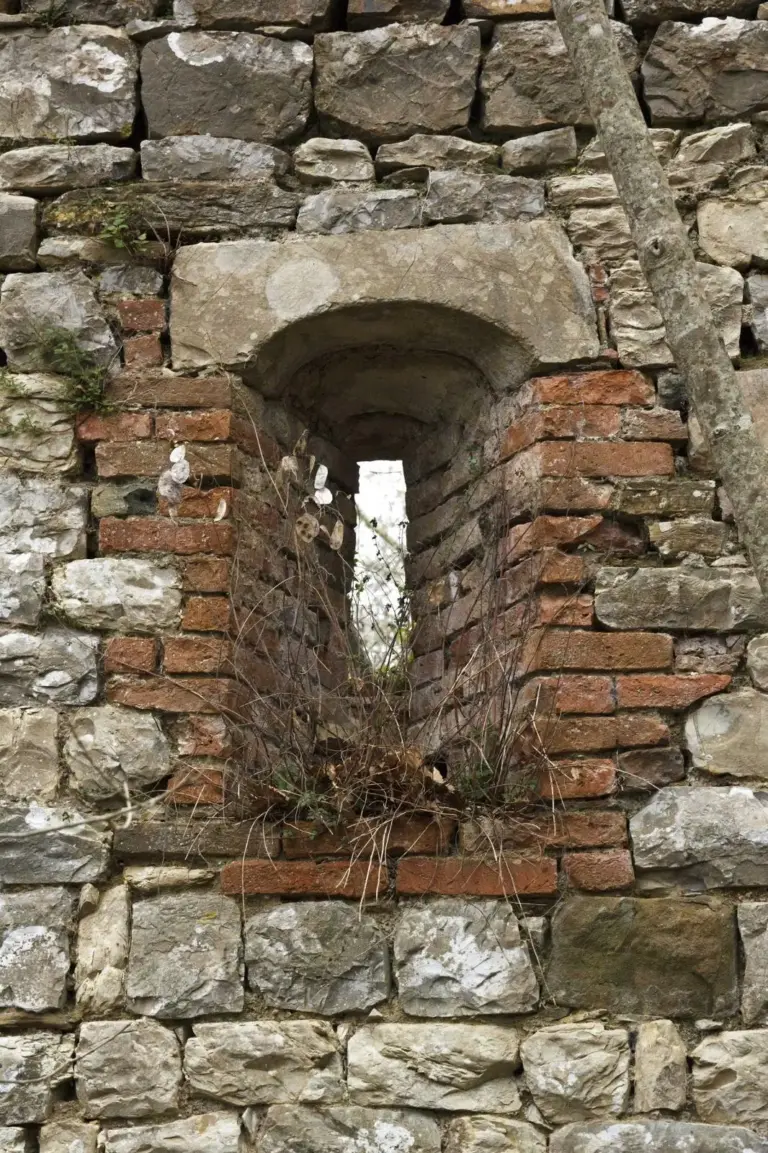 Castello di Cerreto Ciampoli 14