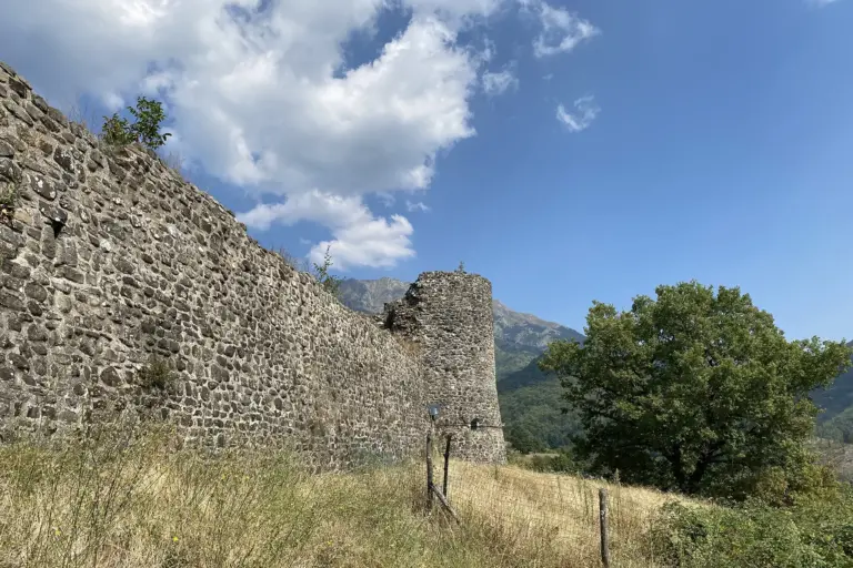 Castello di Comano 4
