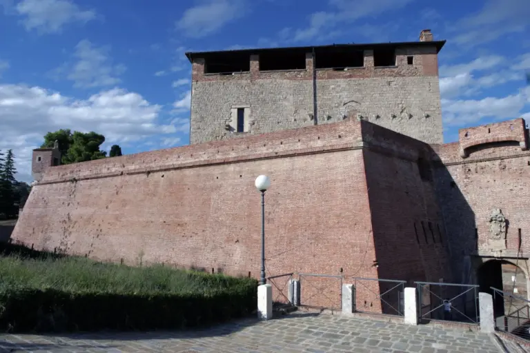 Cassero Senese e Mura Medicee di Grosseto 1