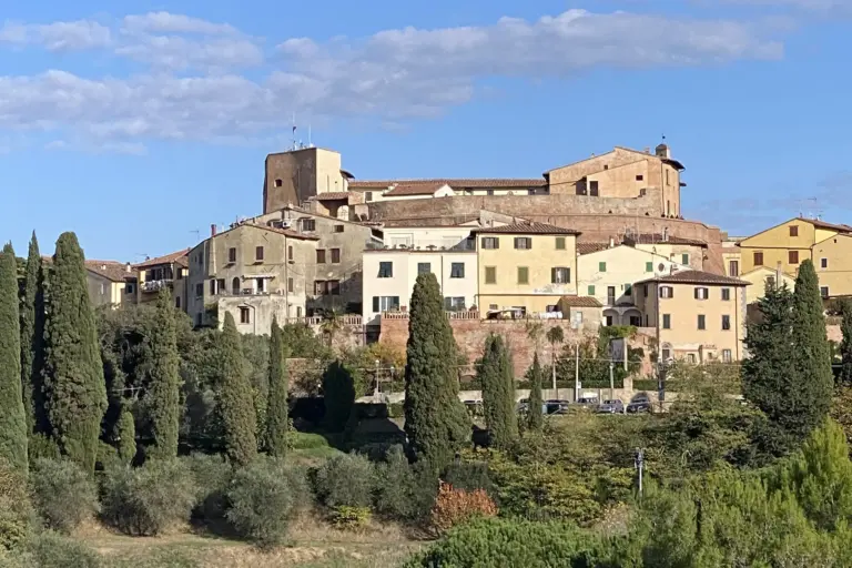 Castello dei Vicari - Lari 1