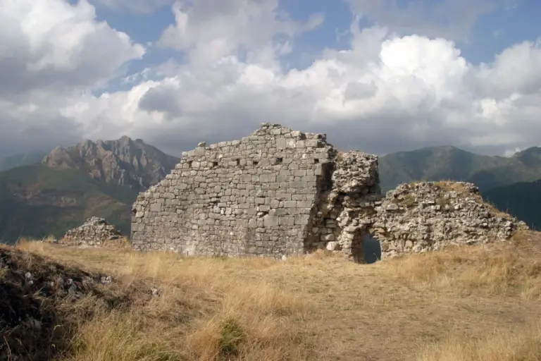 Rocca di Lucchio 5