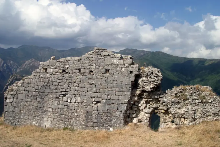 Rocca di Lucchio 6