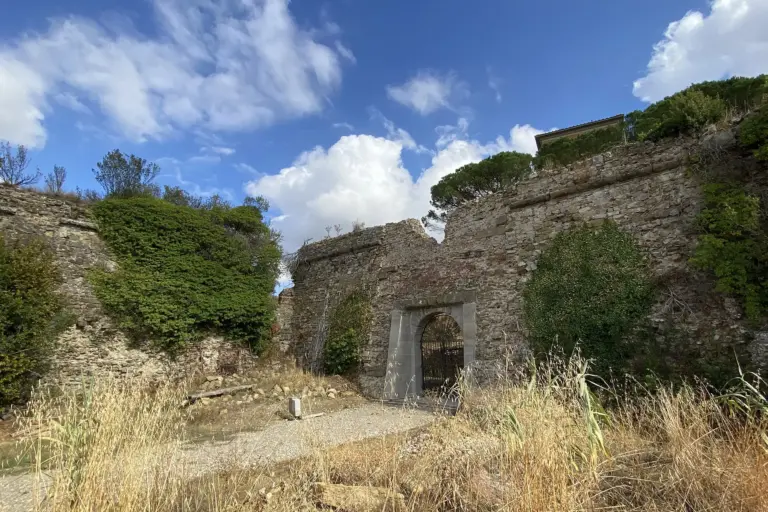 Lucignano - Le Fortezze 4