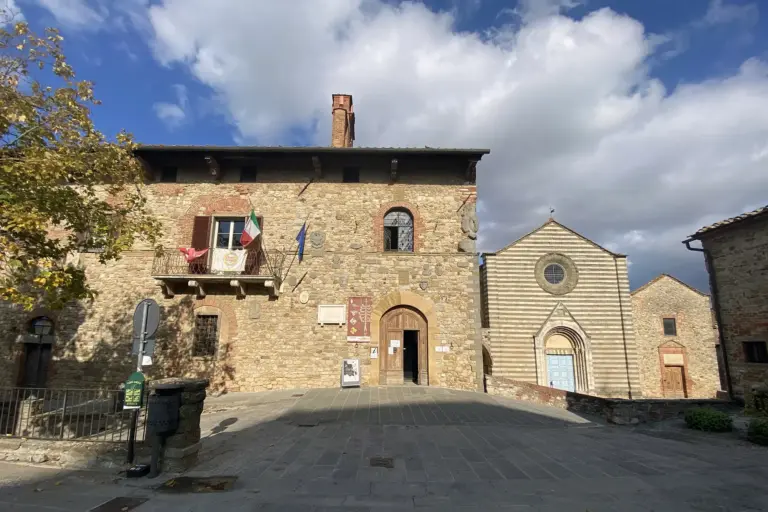 Lucignano - Rocca Senese e Mura 7