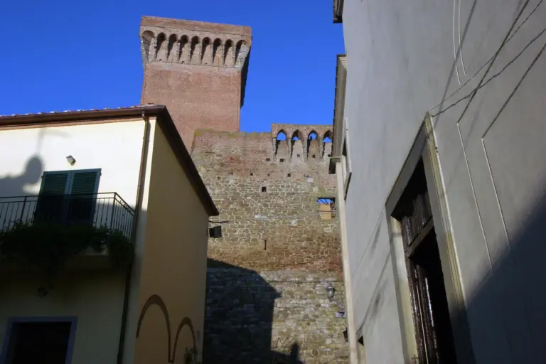 Rocca di Marciano della Chiana 8