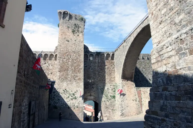 Fortezza Senese e Mura di Massa Marittima 8