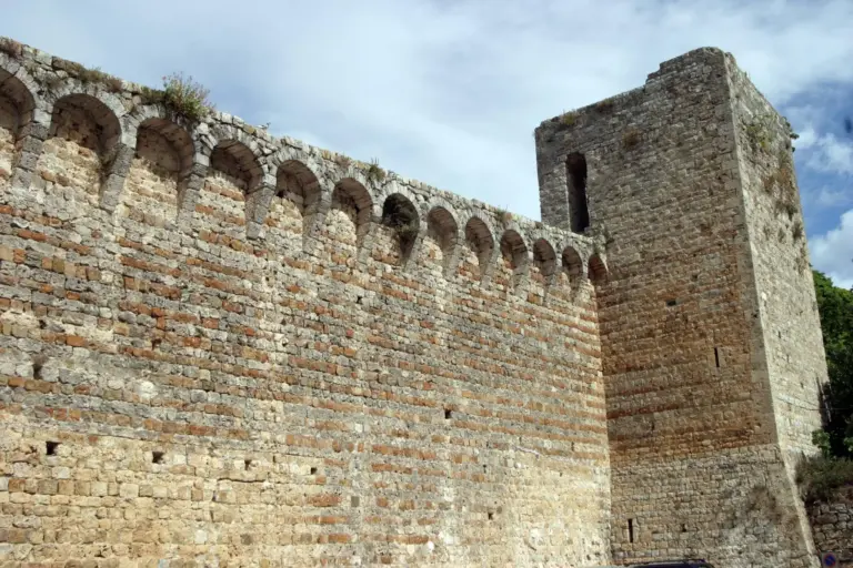 Fortezza Senese e Mura di Massa Marittima 15