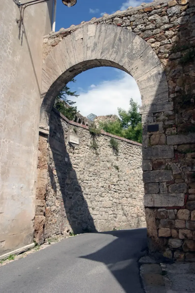 Fortezza Senese e Mura di Massa Marittima 16