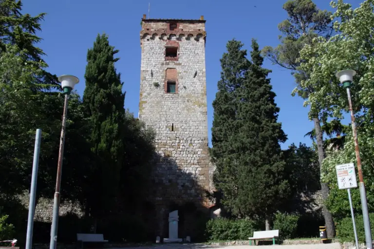 Montefollonico - Le Mura 2