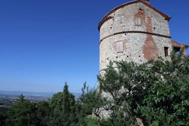 Montefollonico - Le Mura 10