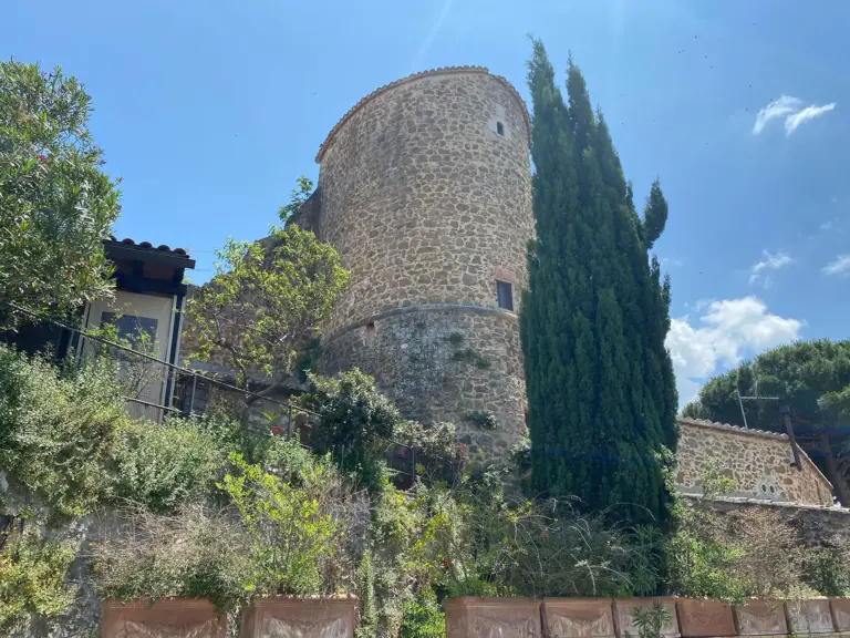 Montemerano - Castello e Mura 19
