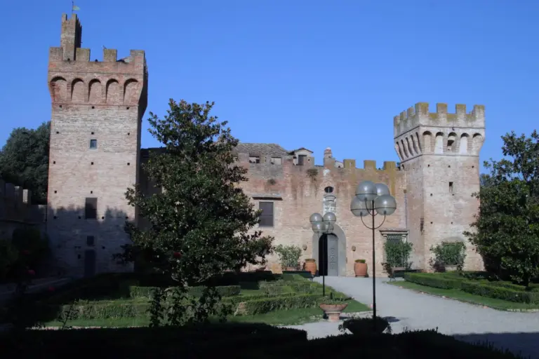 Castello di Oliveto 3