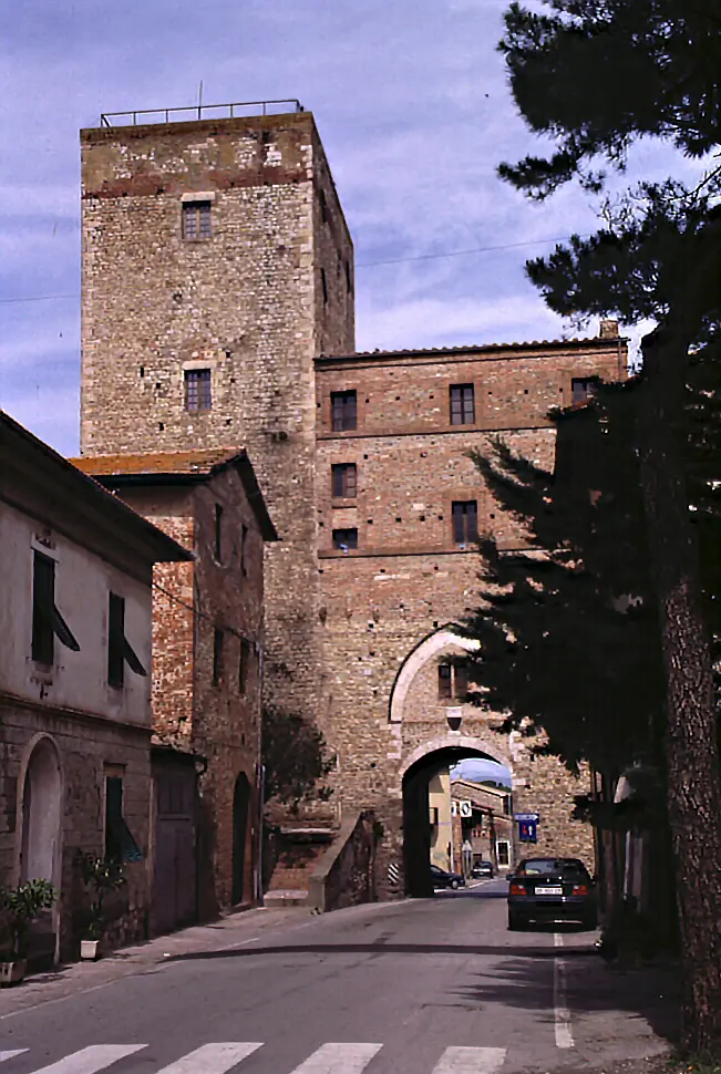 Mura e Cassero Senese - Paganico 5