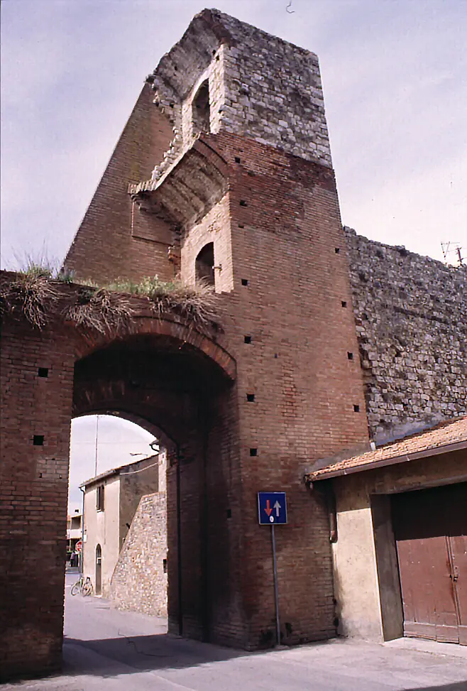 Mura e Cassero Senese - Paganico 18