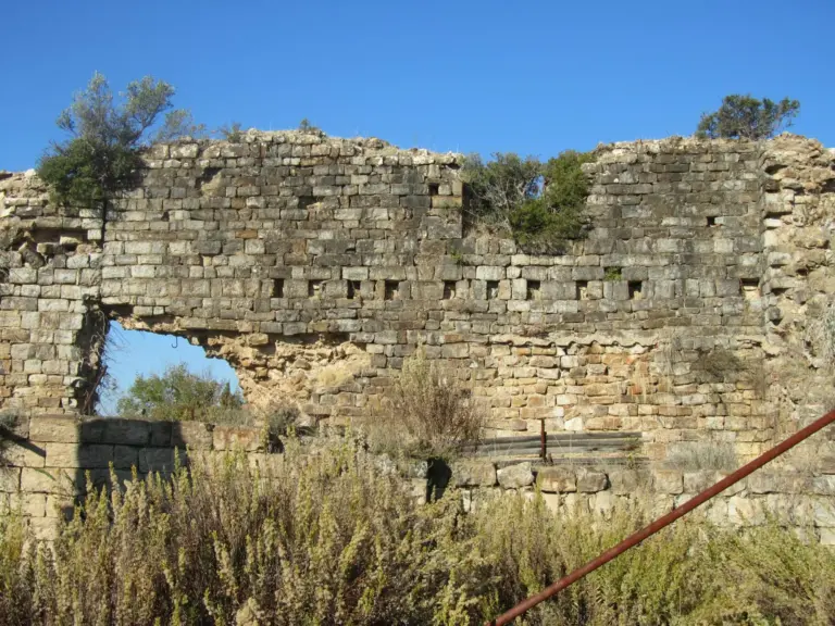 Castel Pietra 6
