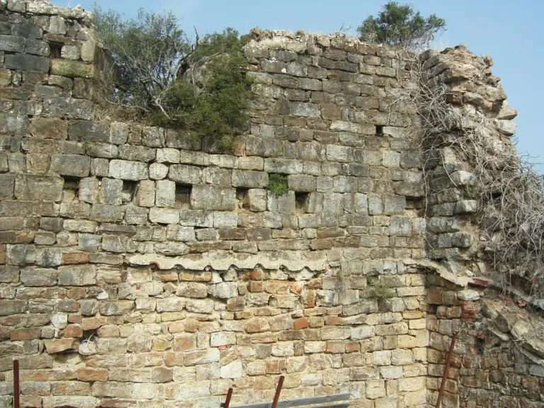 Castel Pietra 9