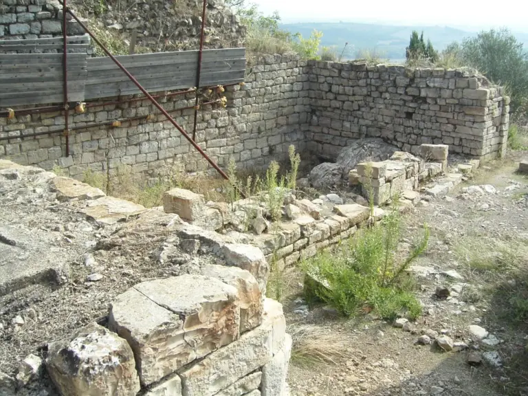 Castel Pietra 15
