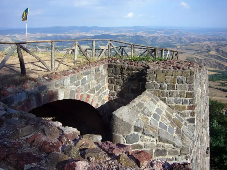 Rocca di Radicofani 9