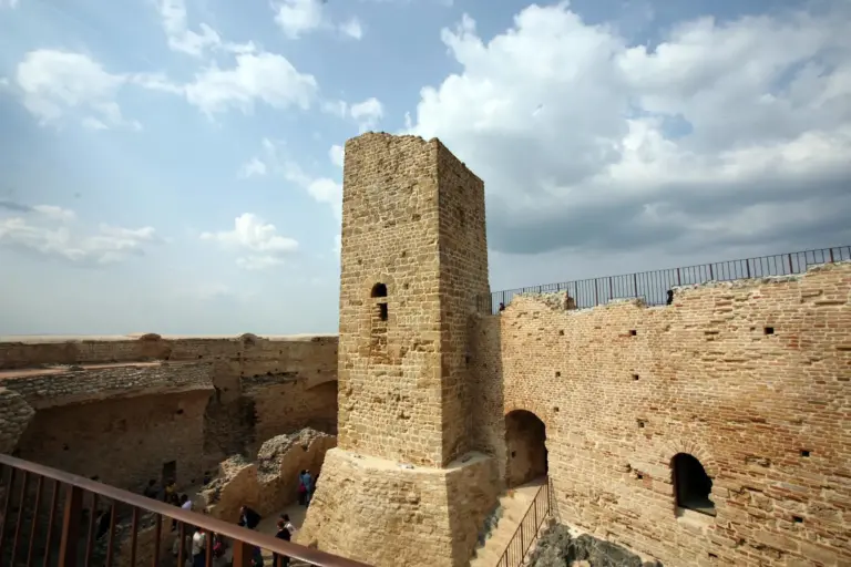 Rocca Sillana 5