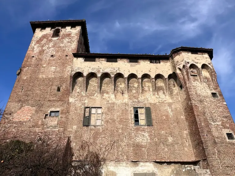 Rocca Strozzi 4