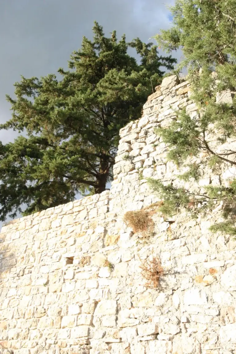 Castello di Rocchette di Fazio 4