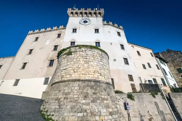 Castello di Rosignano Marittimo 2