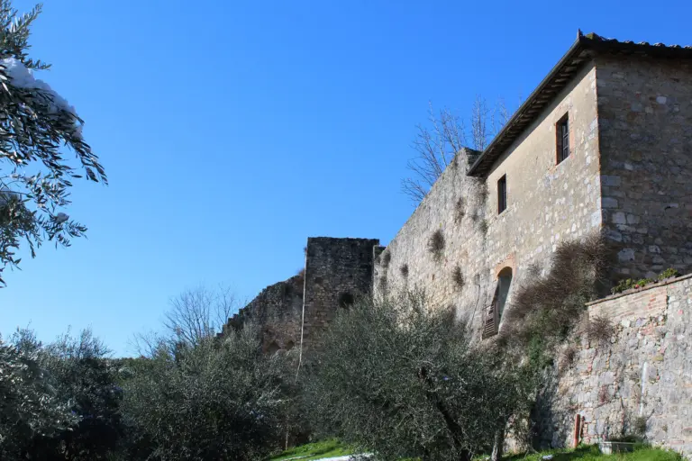 Rocca di Montestaffoli e Mura di San Gimignano 5