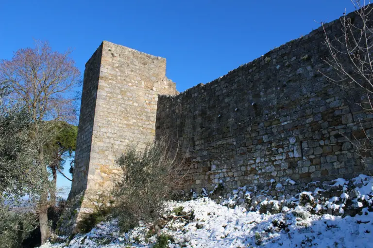 Rocca di Montestaffoli e Mura di San Gimignano 8