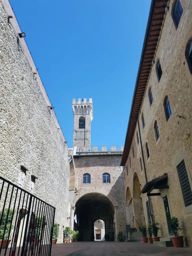 Palazzo dei Vicari di Scarperia 10