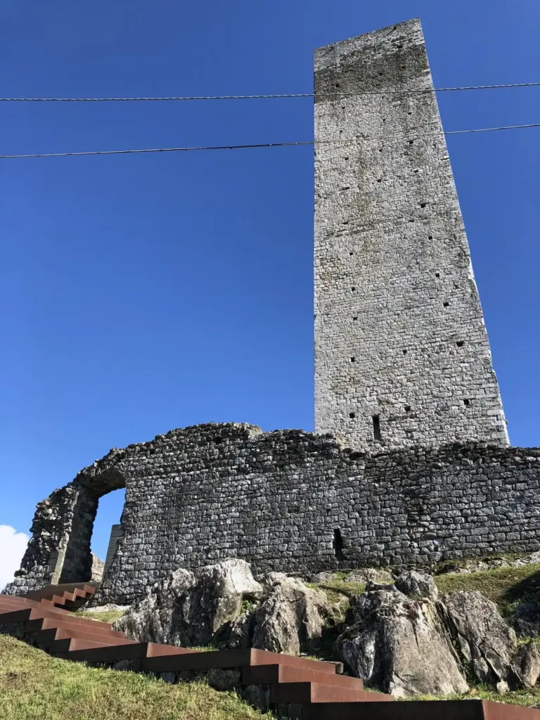 Rocca Nuova e Torre del Barbarossa - Serravalle Pistoiese 14