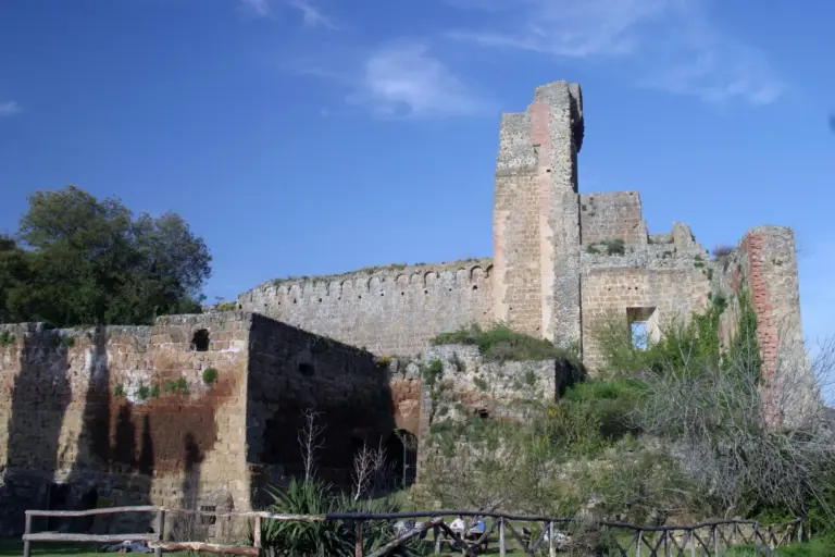 Rocca Aldobrandesca di Sovana 4