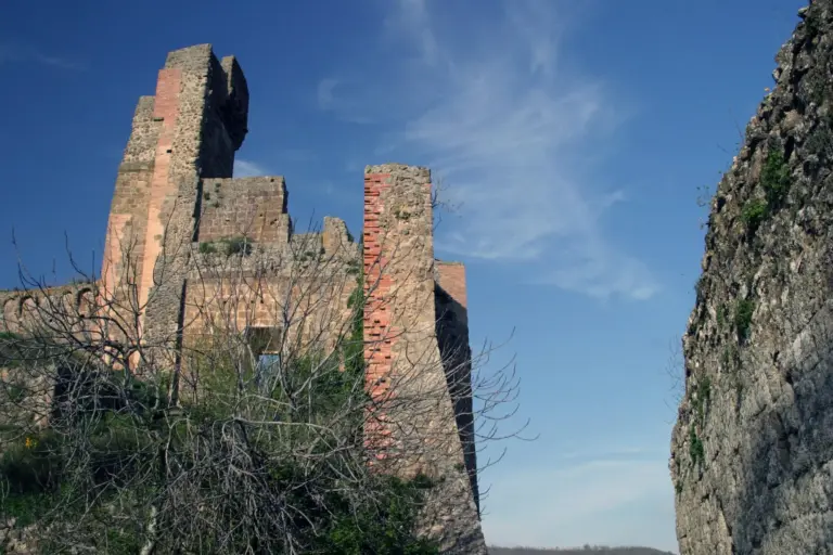 Rocca Aldobrandesca di Sovana 7