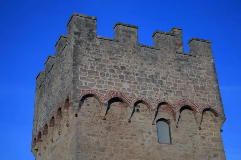 Rocca di Staggia Senese (Castello dei Franzesi) 8