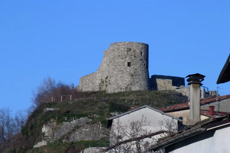 Rocca Estense di Trassilico 2